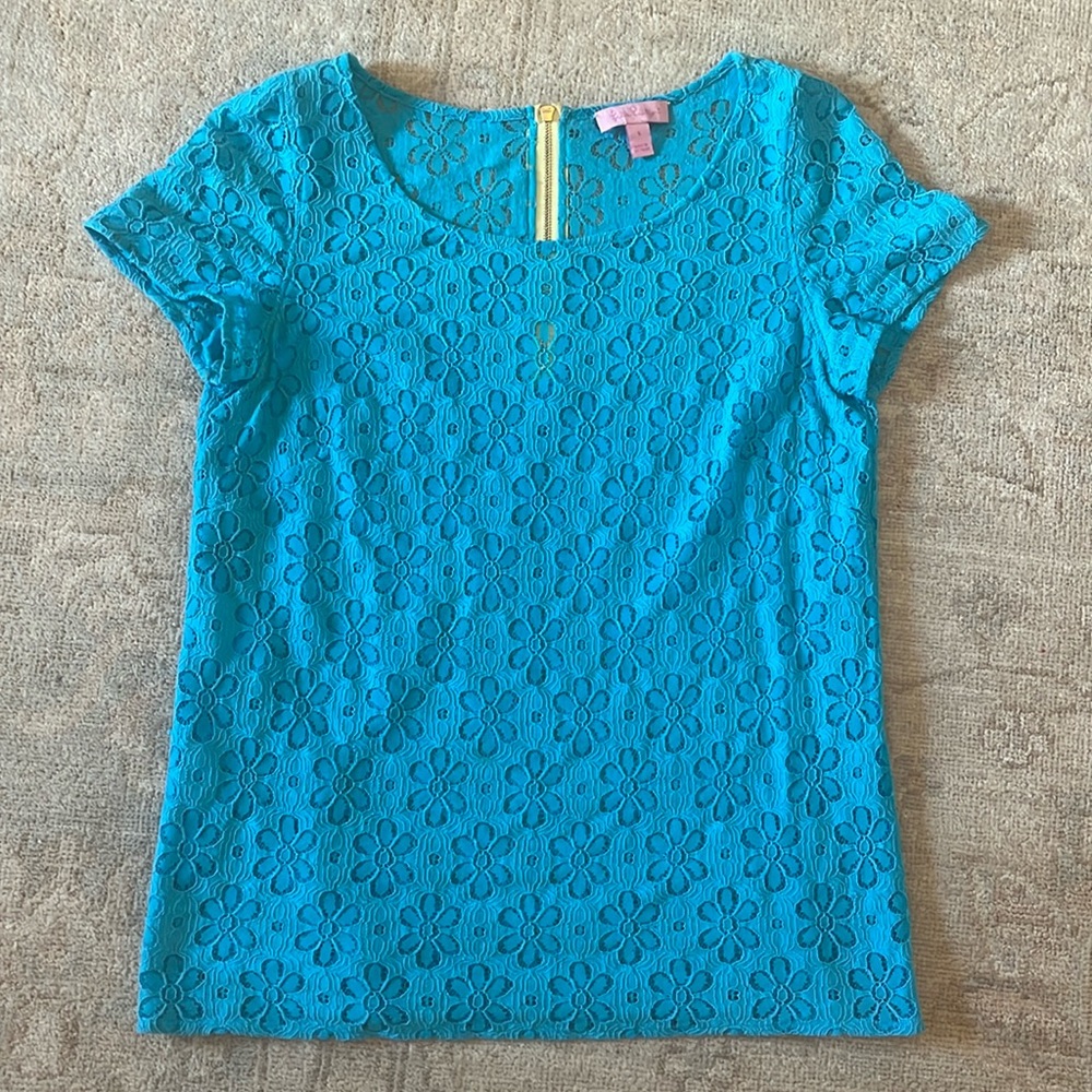 Lilly Pulitzer blue floral lace top, size small